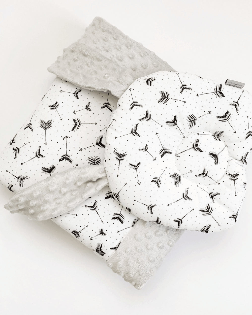Păturică Minky Arrow&Grey cu 2 fețe